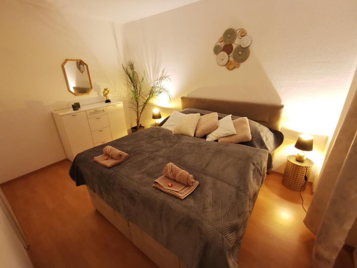 Schoene 3-Zimmer Erdgeschosswohnung Am Bergpark,Unesco,Therme,Train, Wilhelmshoeher Allee 329 Kassel Dış mekan fotoğraf