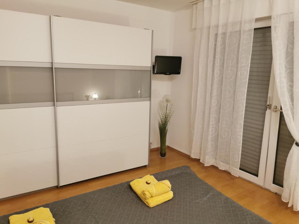 Schoene 3-Zimmer Erdgeschosswohnung Am Bergpark,Unesco,Therme,Train, Wilhelmshoeher Allee 329 Kassel Dış mekan fotoğraf
